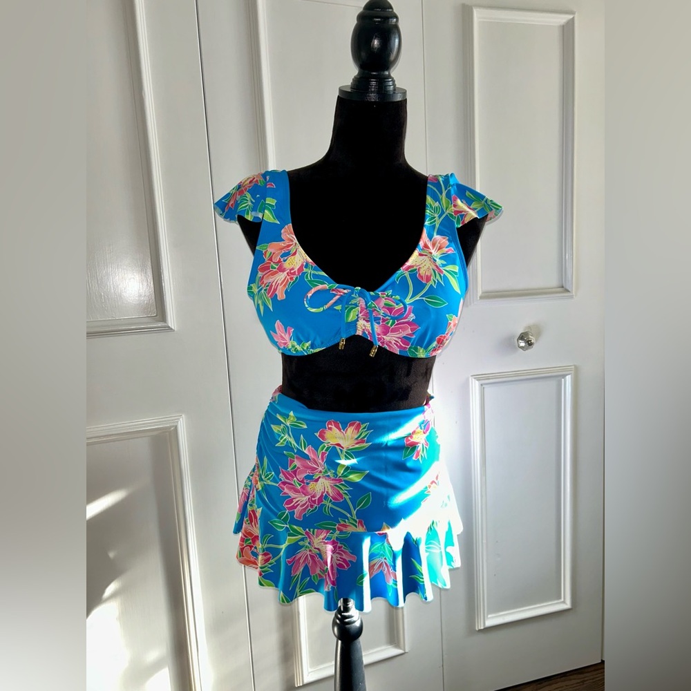 Tommy Bahama Bathing Suit Set